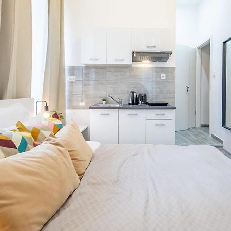 Extra Central Mini Studio - Lively Neighborhood Βουδαπέστη Εξωτερικό φωτογραφία