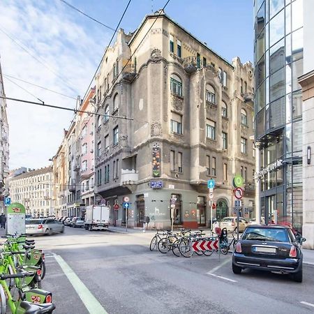 Extra Central Mini Studio - Lively Neighborhood Βουδαπέστη Εξωτερικό φωτογραφία