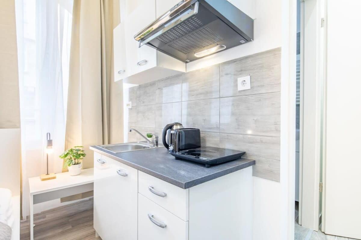 Extra Central Mini Studio - Lively Neighborhood Βουδαπέστη Εξωτερικό φωτογραφία